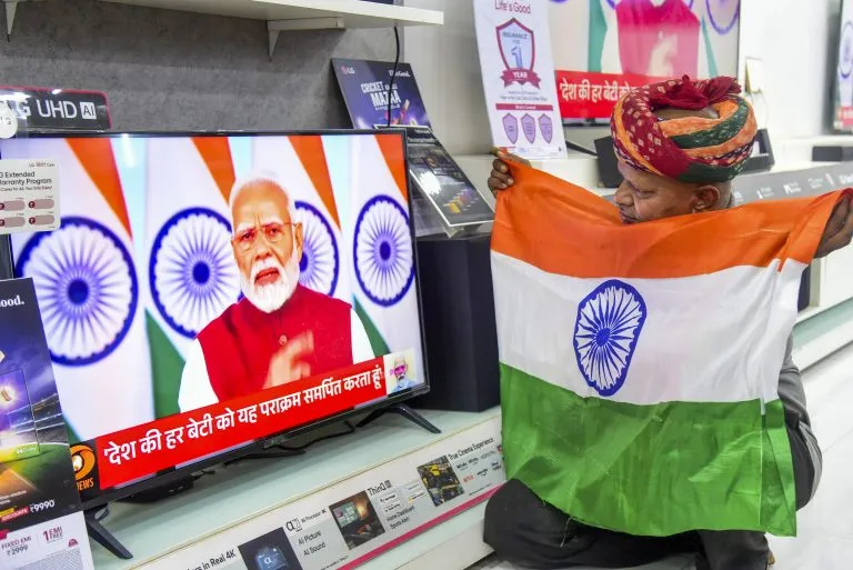 देश की समरसता-संप्रभुता की रक्षा का वक्त